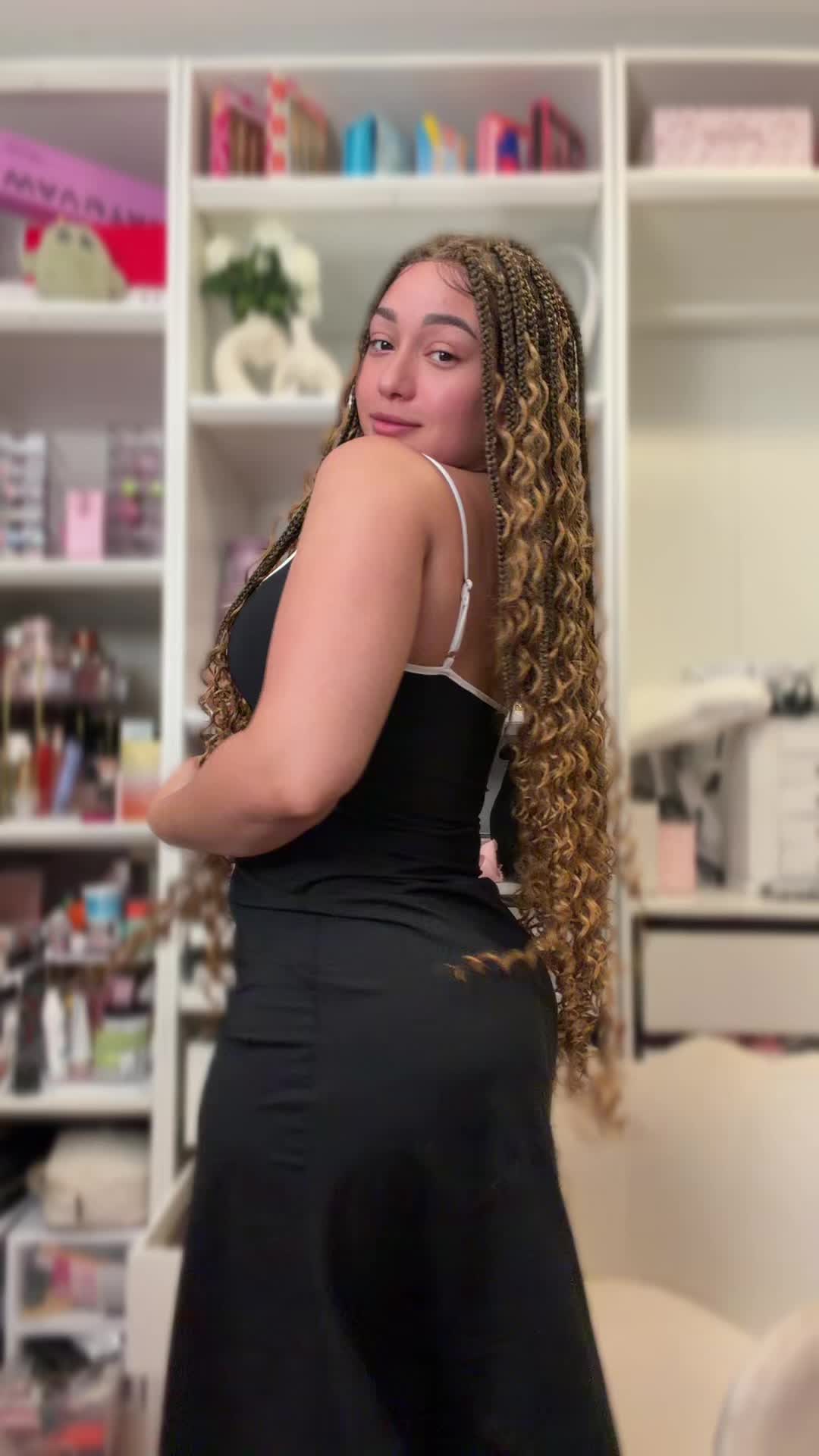 @emelytavv