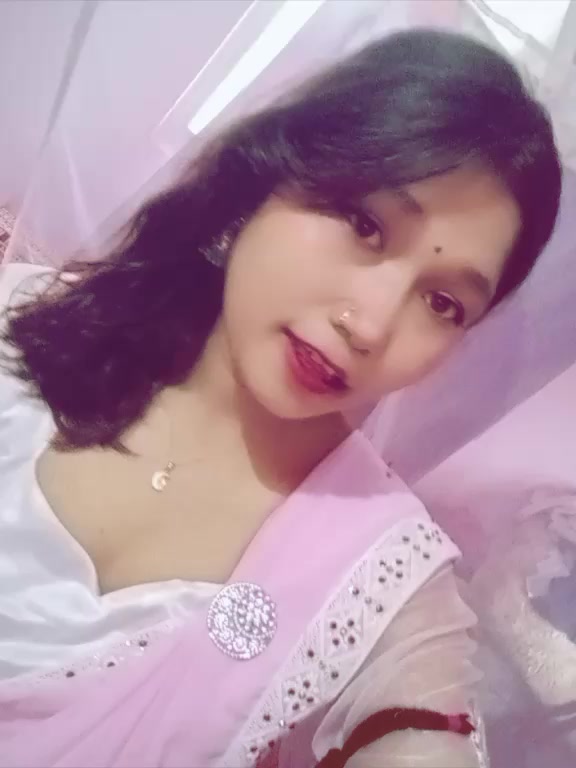 @Ãttítûdë qùêēñ 👑 (Ñîtī 😘❣️)