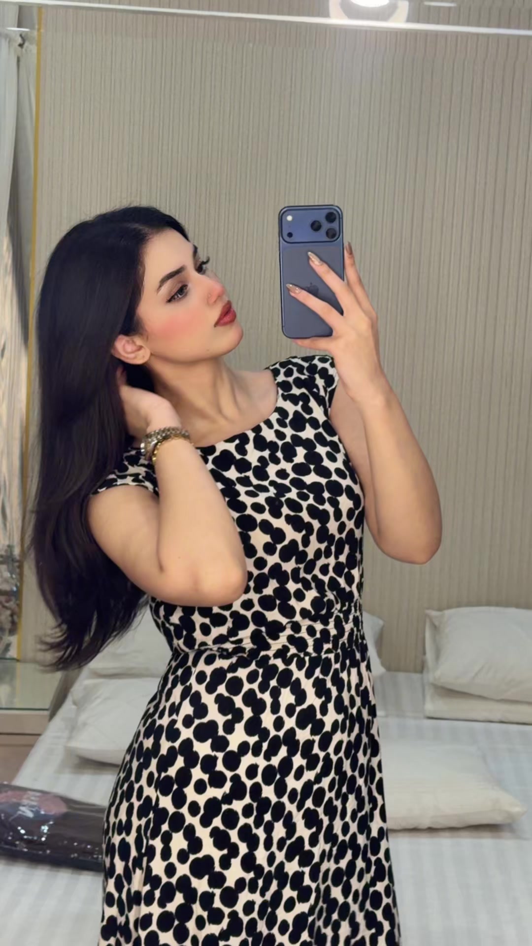 @Alina Amir