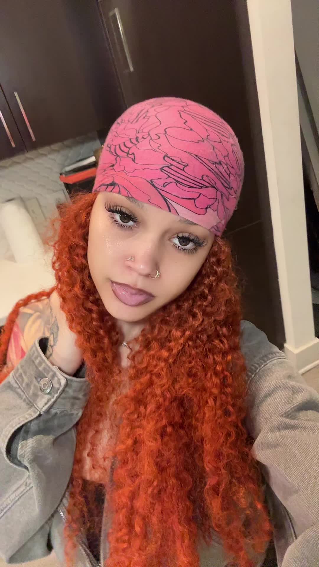 @MK