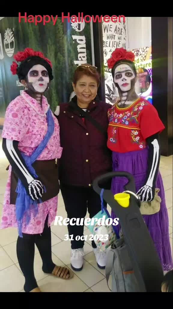 @Monica Montano325