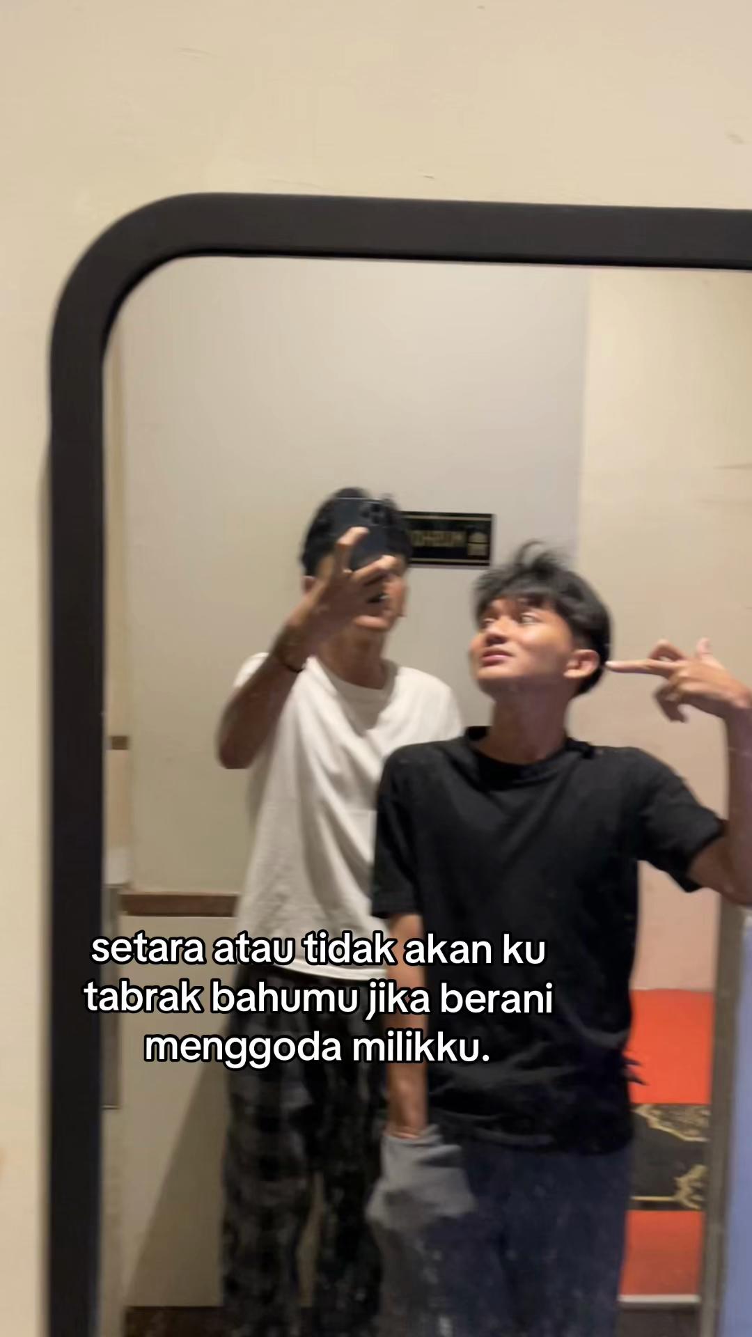 @username081229