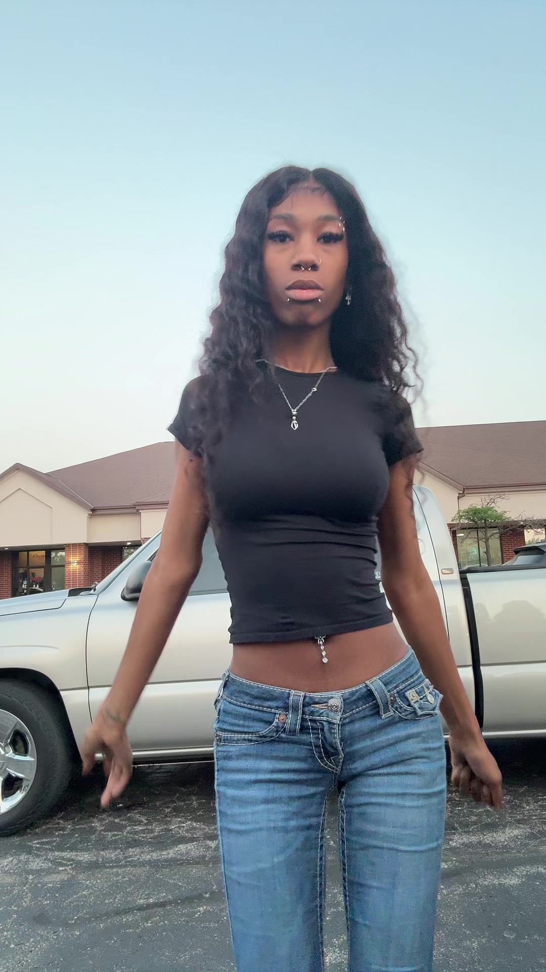 @maya.