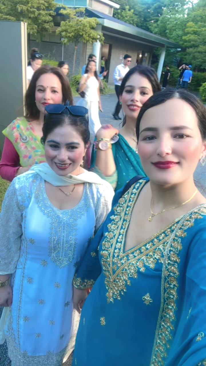 @Poonam bhandari 🌸🫰