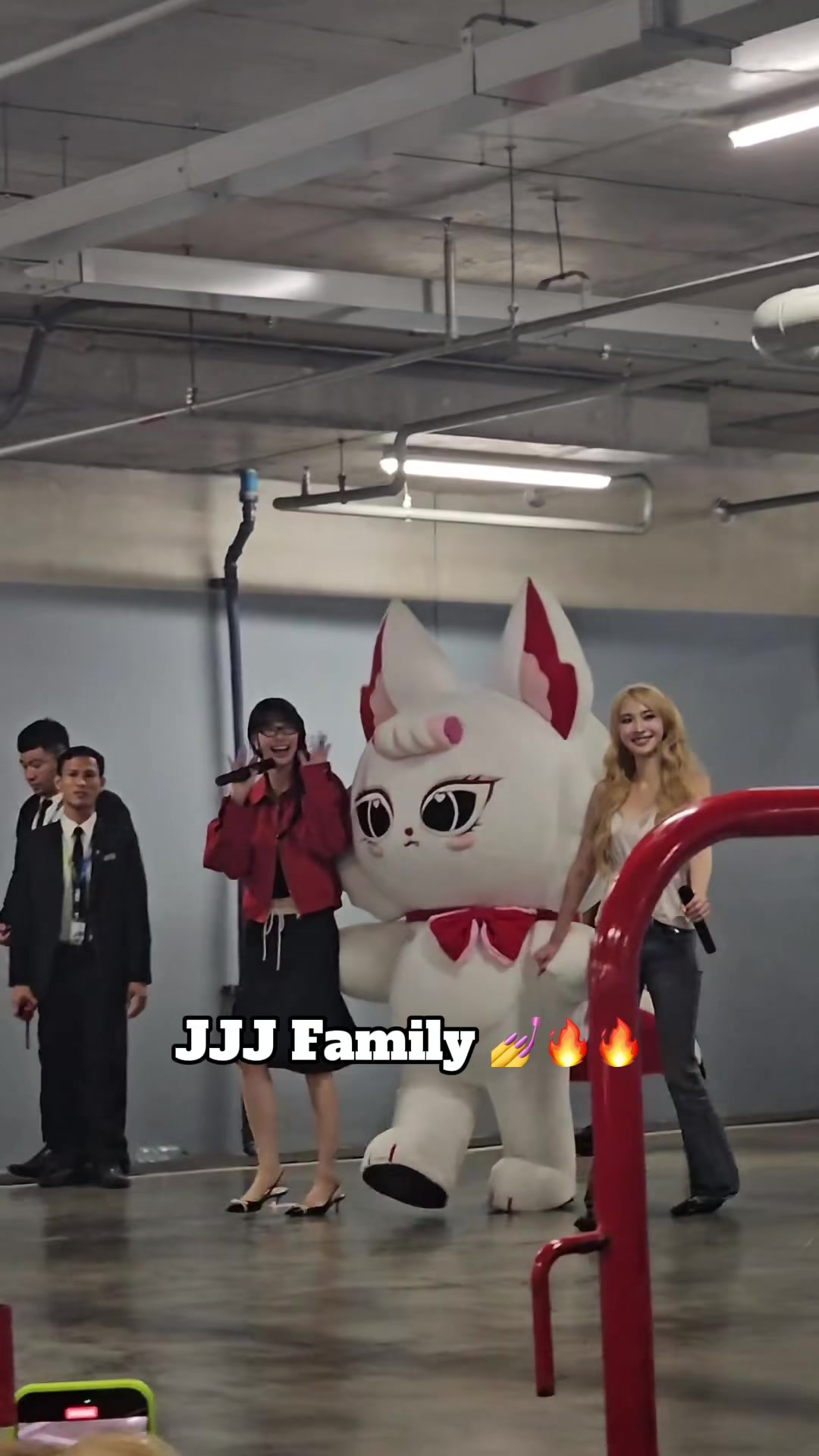 @Mjj