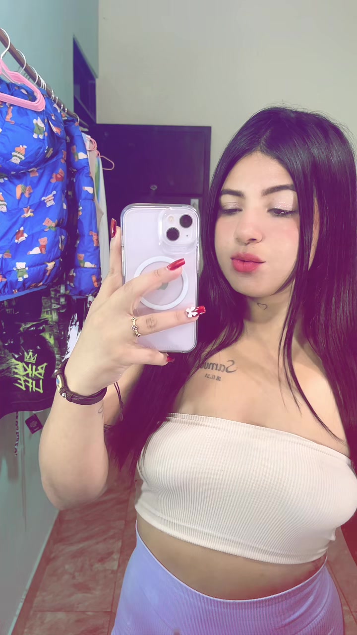 @Yeimy🎀🧃