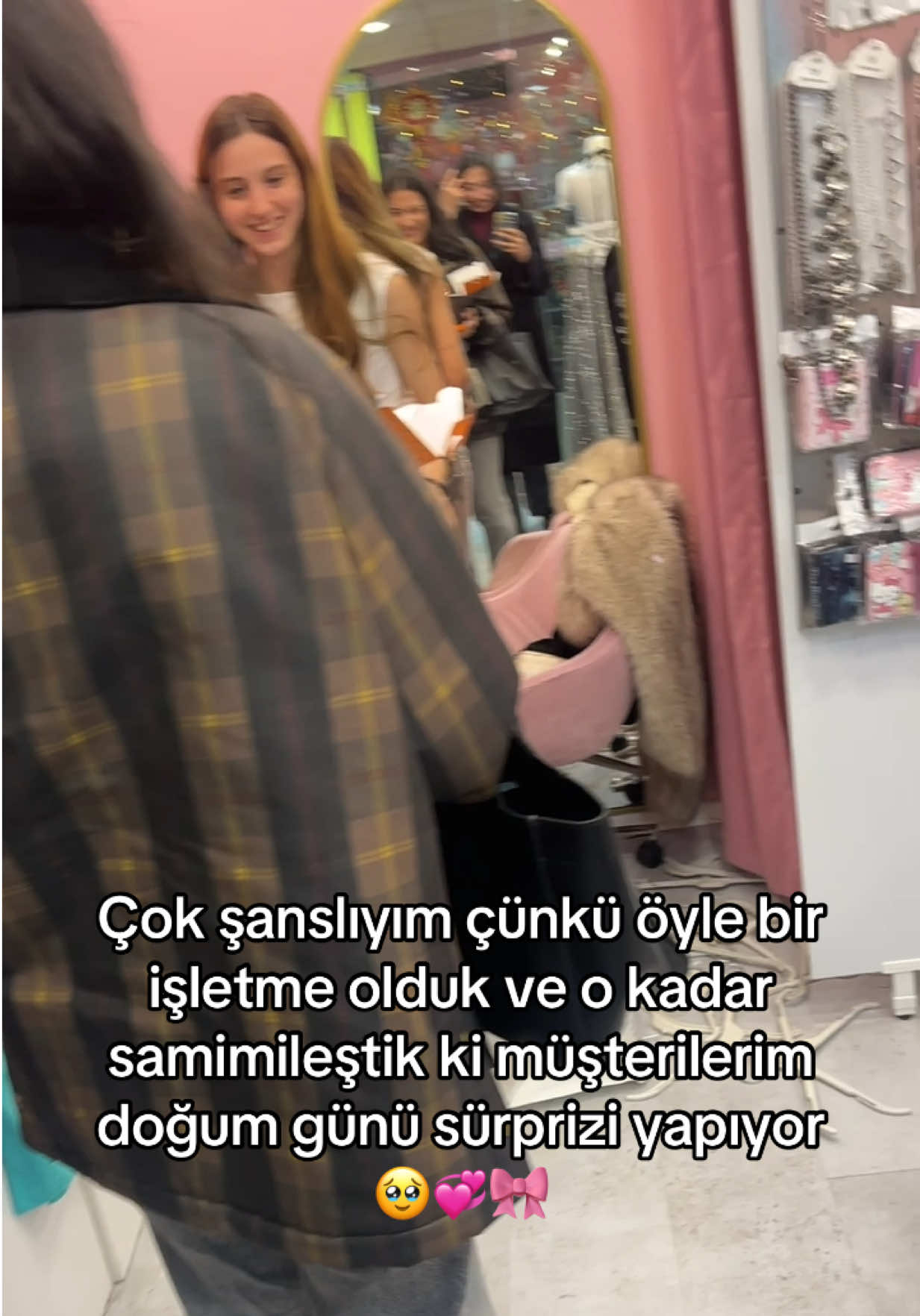 @isramoonstyle