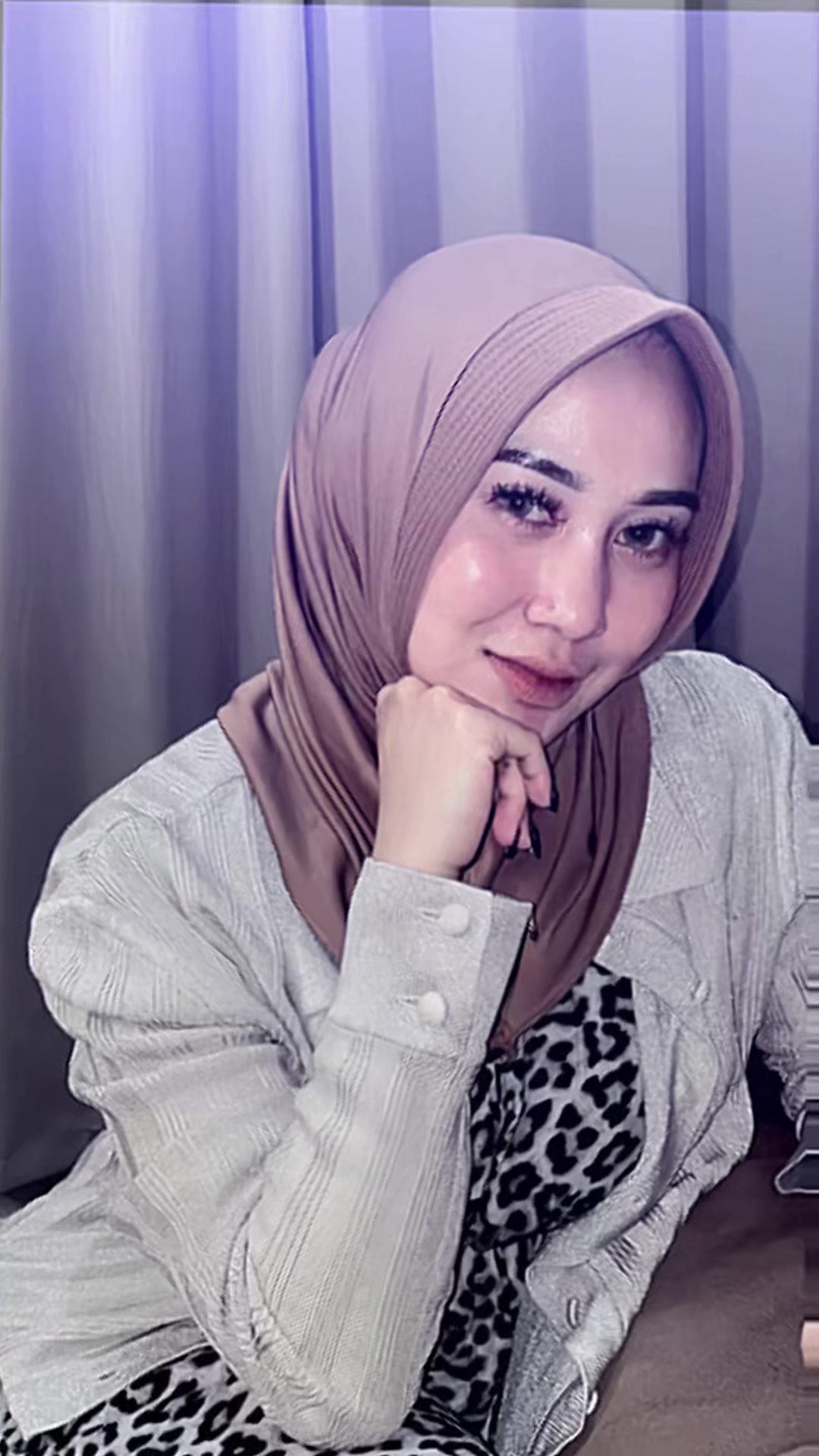 @momon 2
