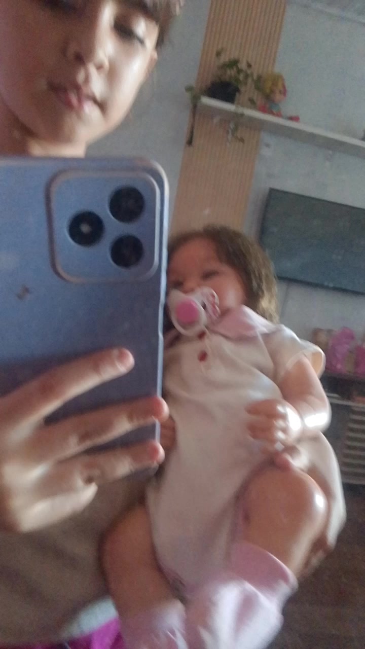 @Phyetra