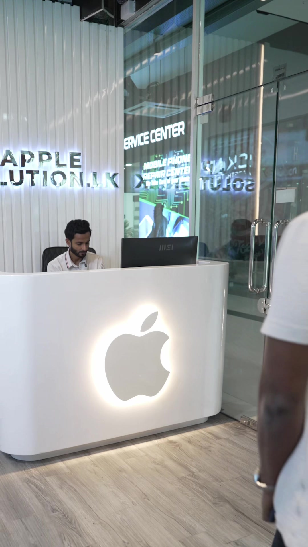 @applesolution.lk (Mobilink)