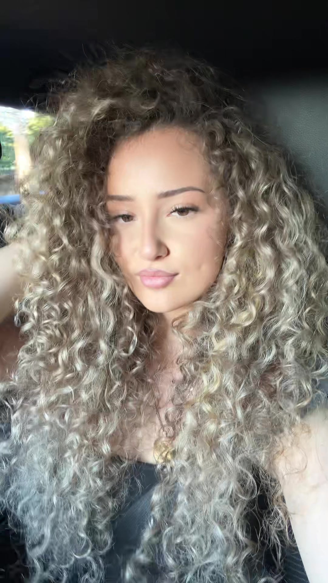 @🇦🇱