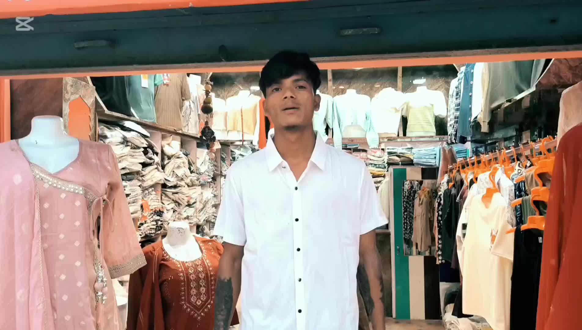 @Roshan Readymade Fancy Store