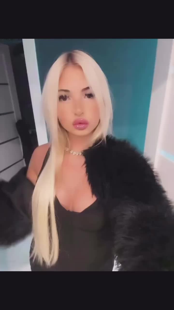 @𝓵𝓮𝓷𝓴𝓪💋