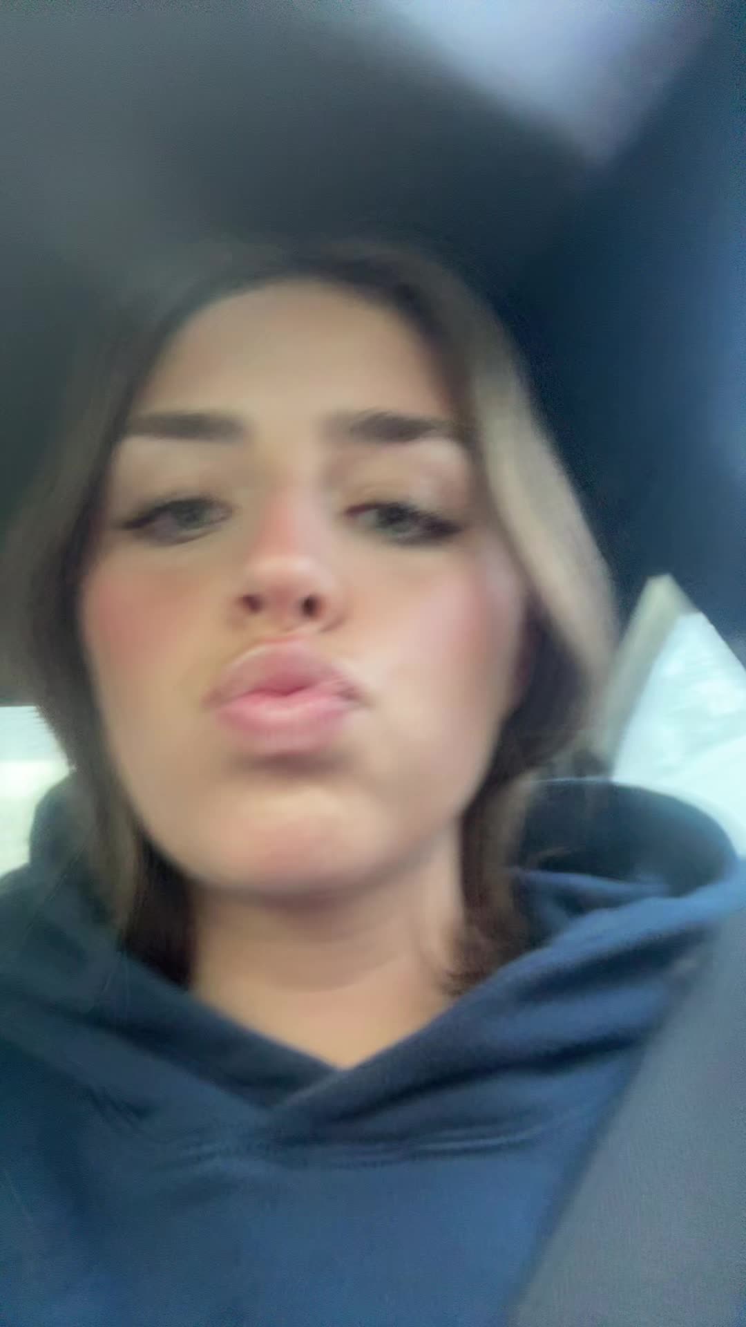@😮&zwj;💨