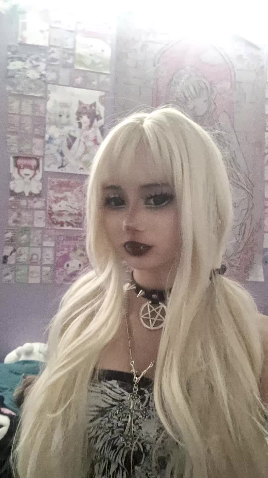 @Sasha 𖤐