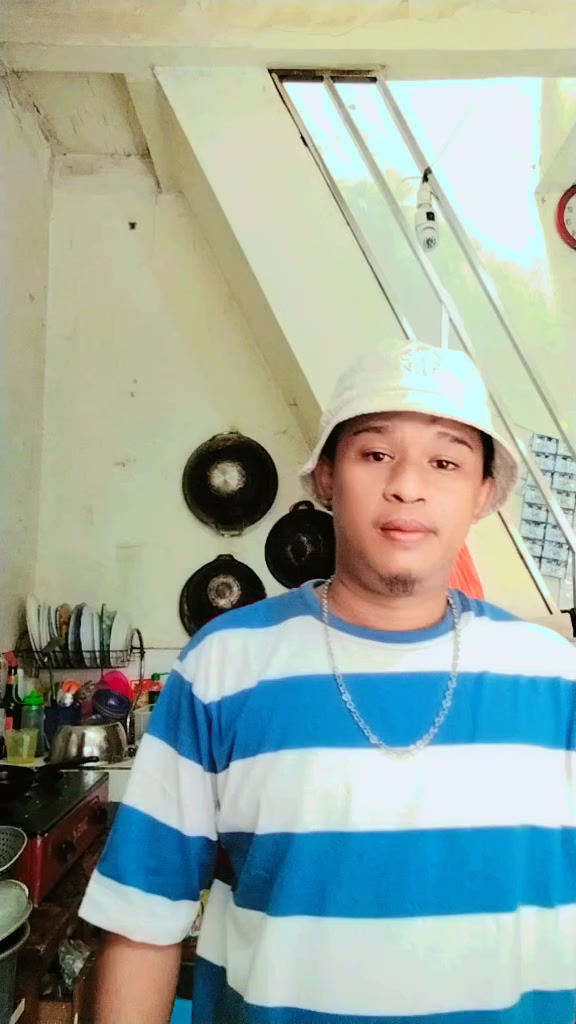 @robi