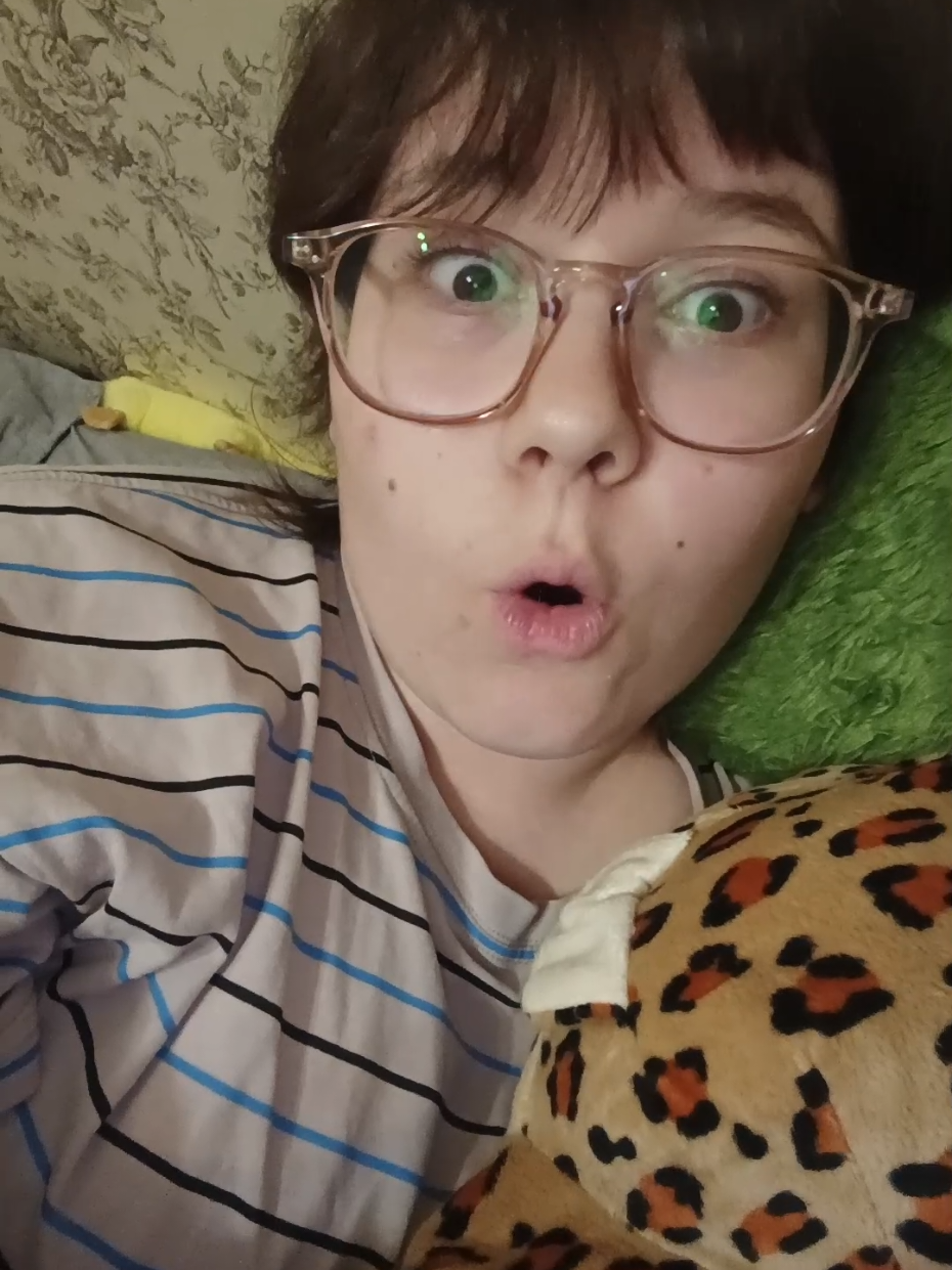 @позорница энка(?)