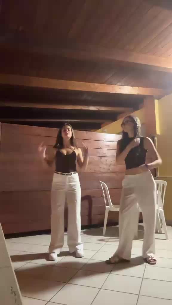 @Rachele