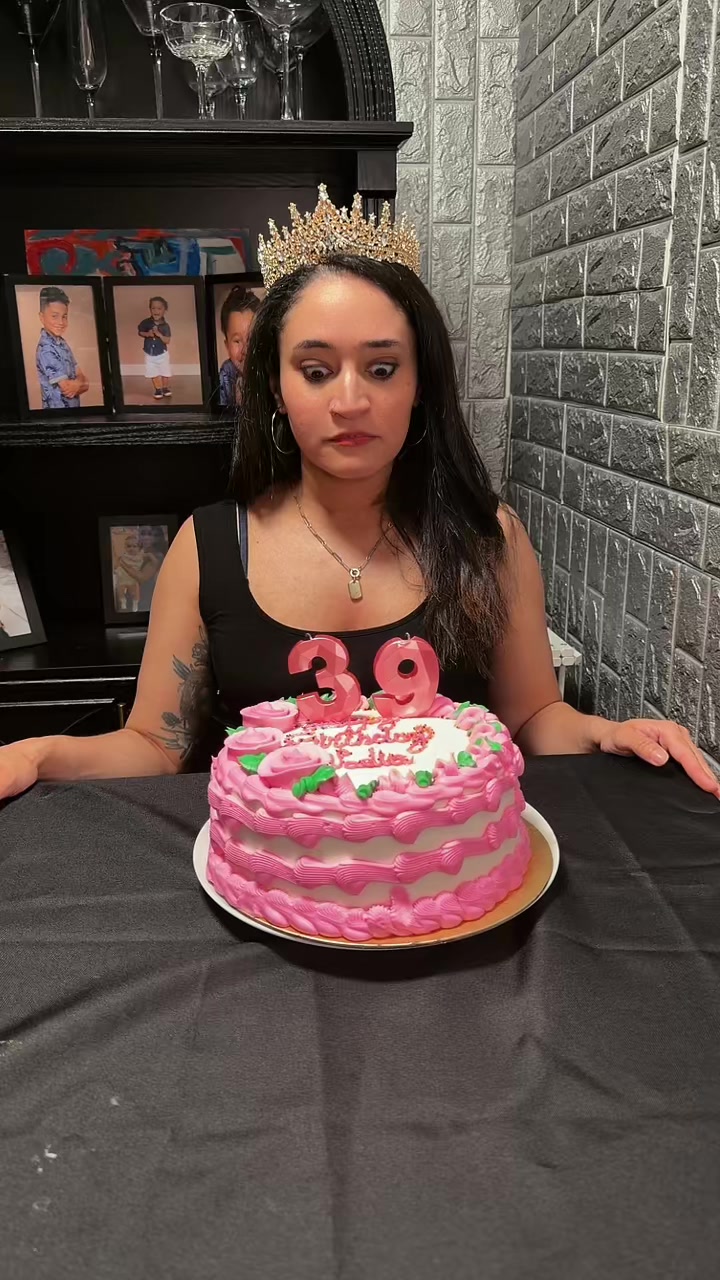 @nadia