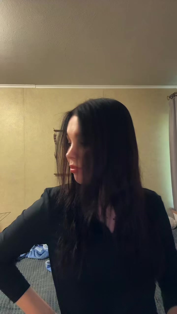 @𝒱𝒶𝓁𝑒𝓇𝓎𝑒𝓋𝓃𝒶🤍