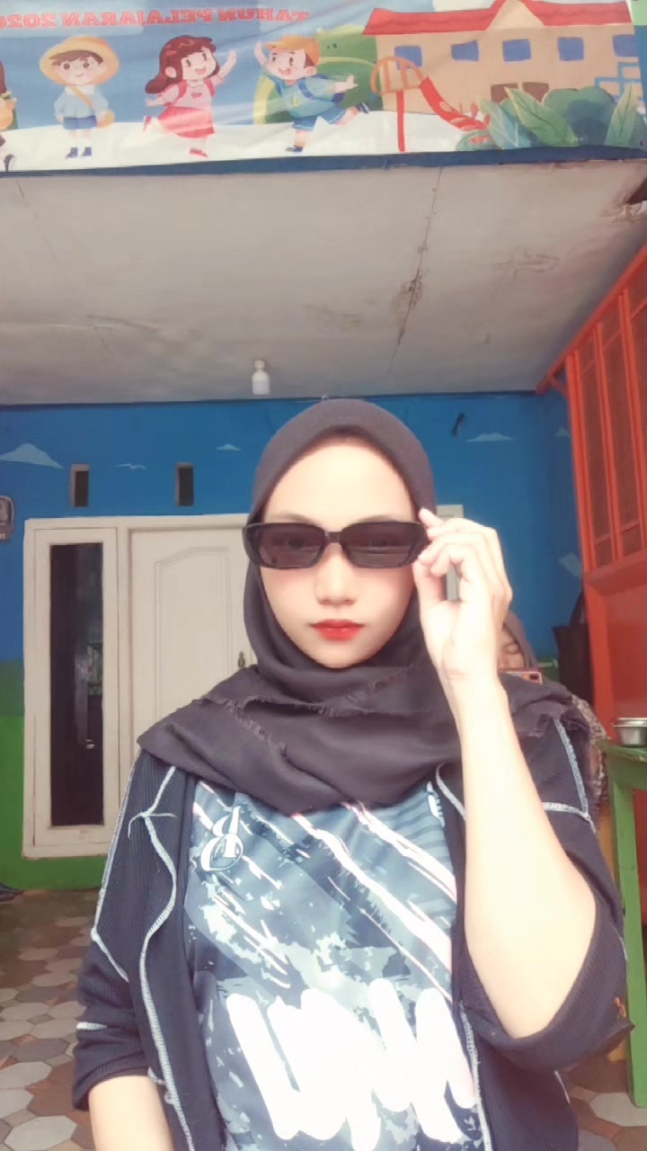 @PUTRI
