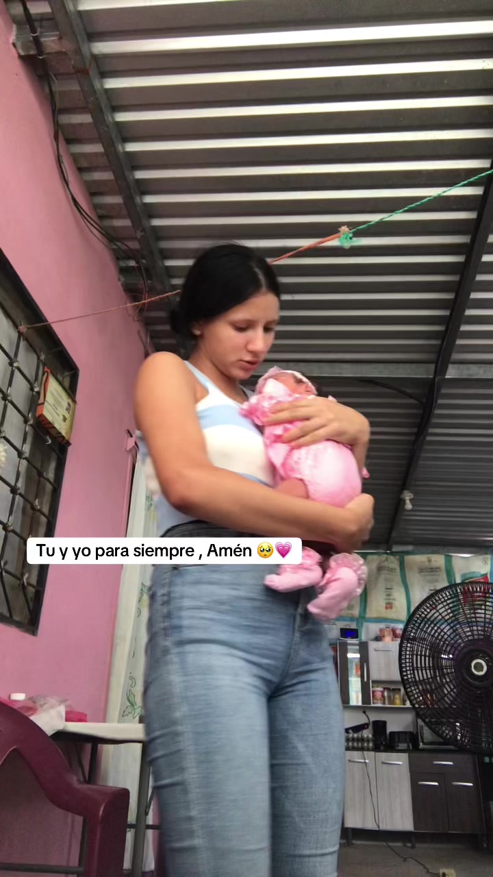 @Dani🍒