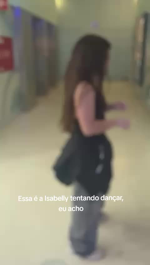 @oq_a_Belly_tá_fazendo...?