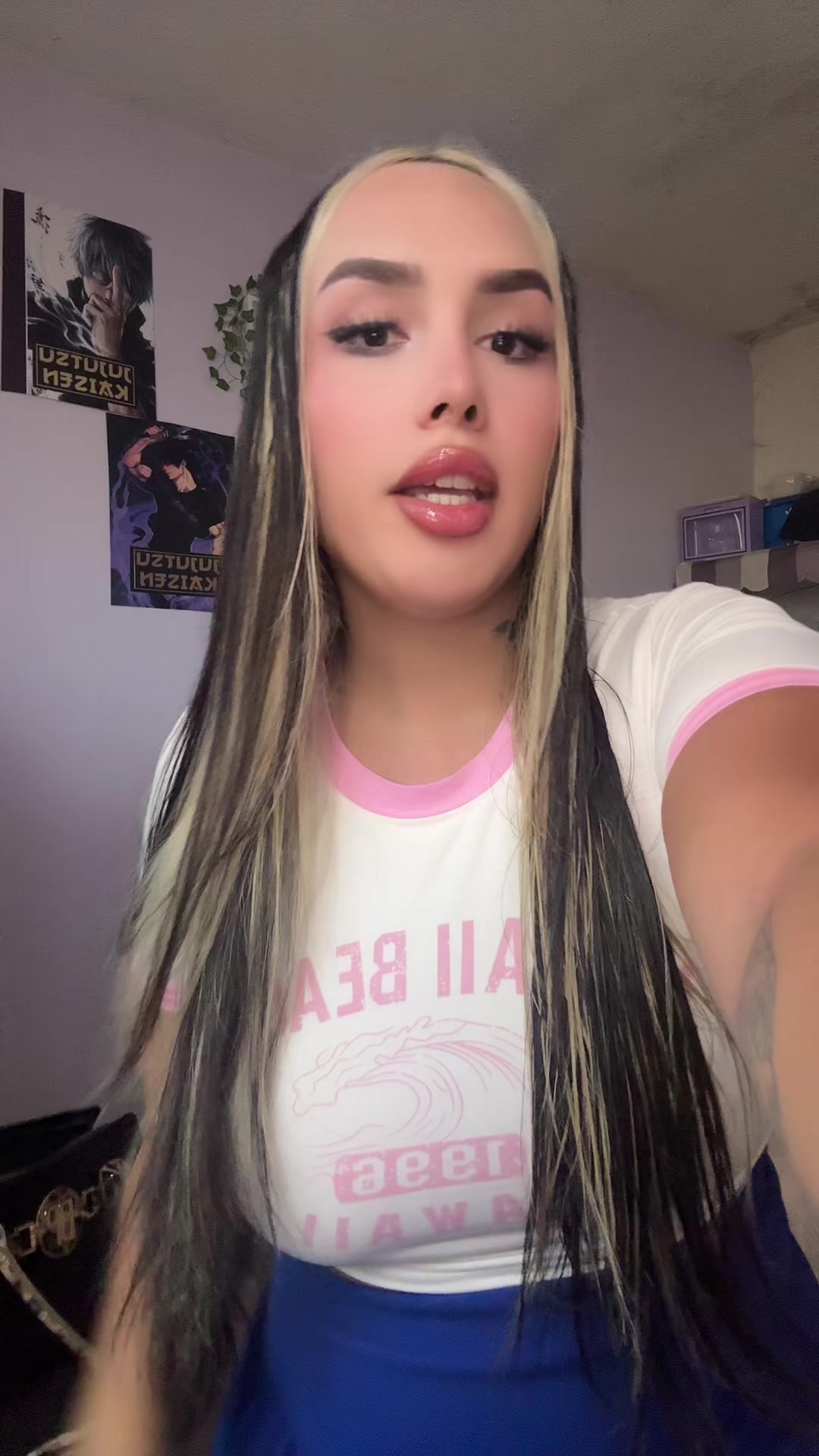 @Valeria Oficial