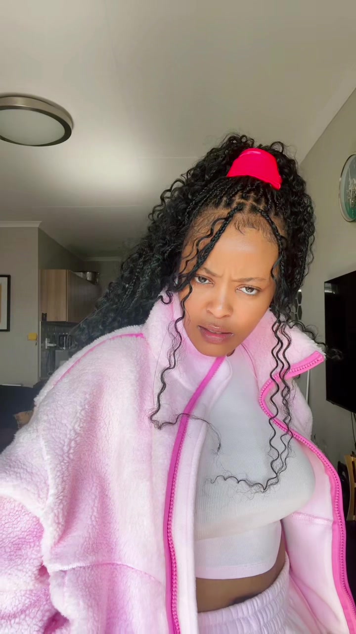 @Nthabi_Sings