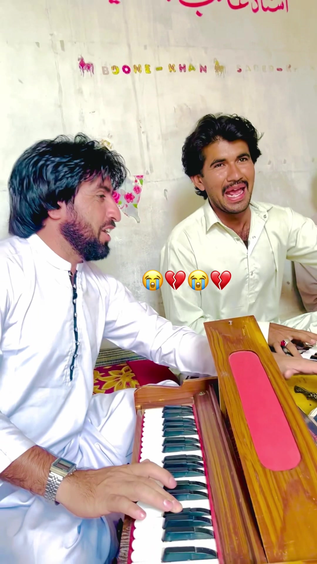 @𝐒𝐢𝐧𝐠𝐞𝐫𝑄𝑎𝑑𝑖𝑟𝐋ashari
