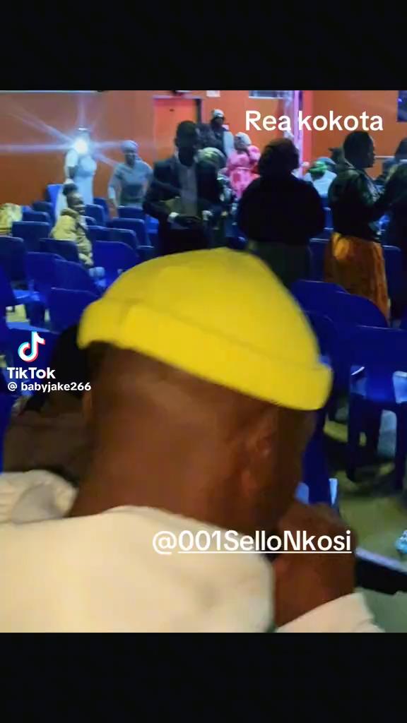 @001SelloNkosi