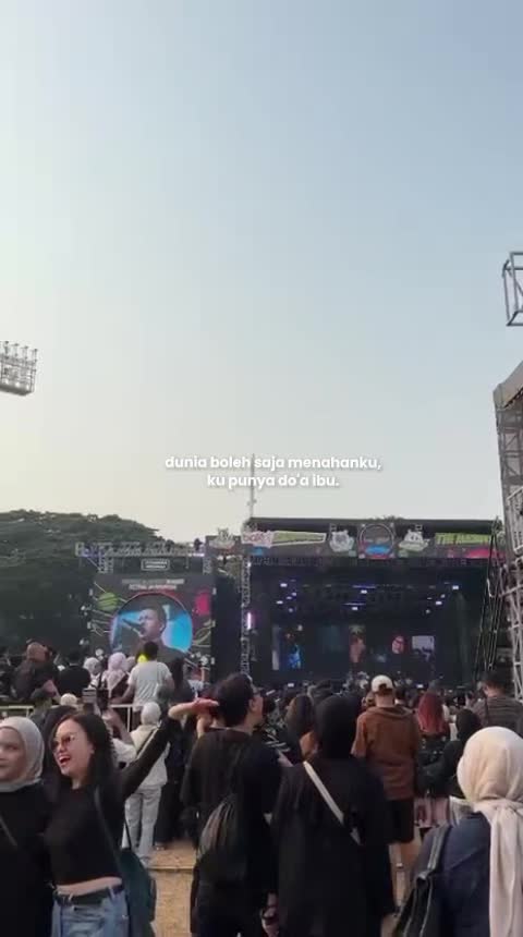 @r★