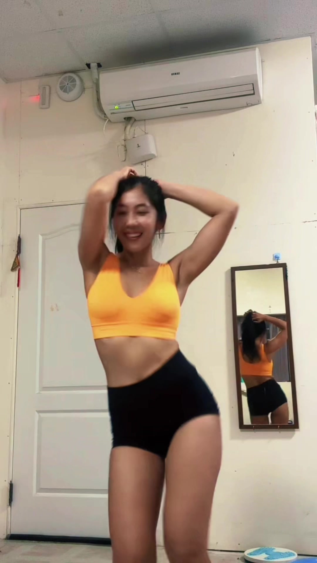 @J🦋