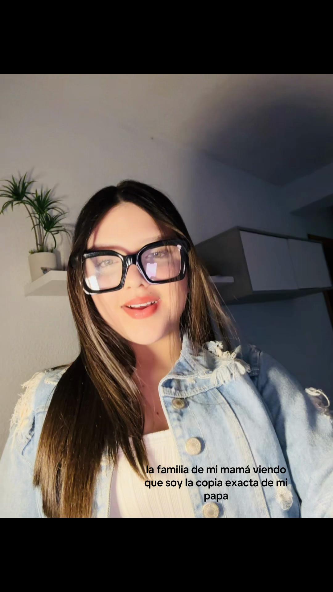 @𝓿𝓮𝓻𝓸𝓷𝓲𝓬𝓪🎀