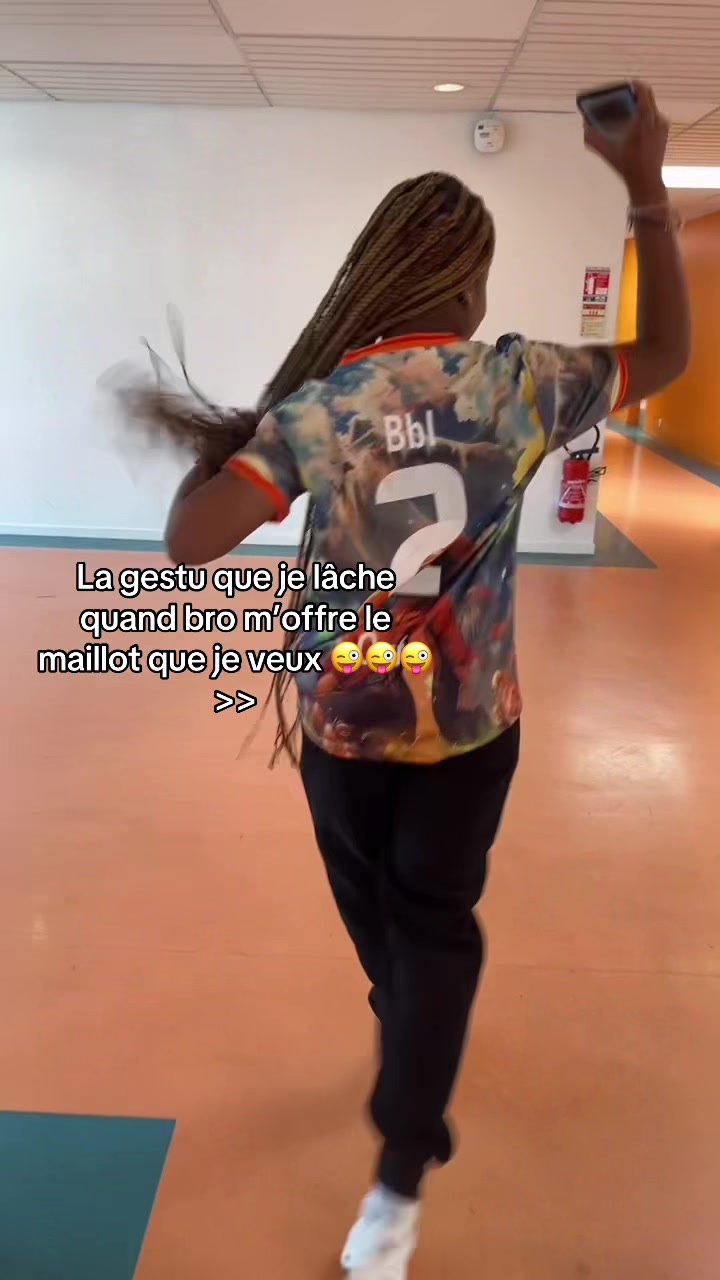 @C’est watisaa