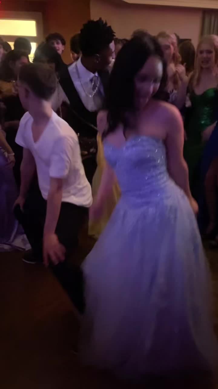 @C&eacute;umara