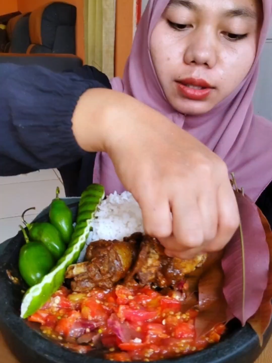 @Aisha