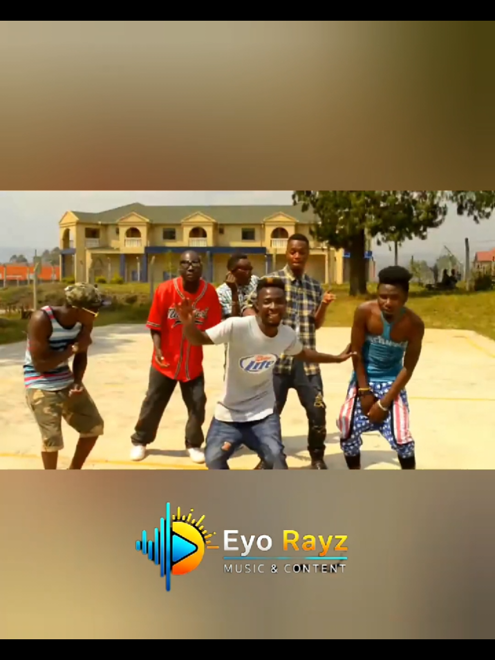 @Eyo Rayz🎹