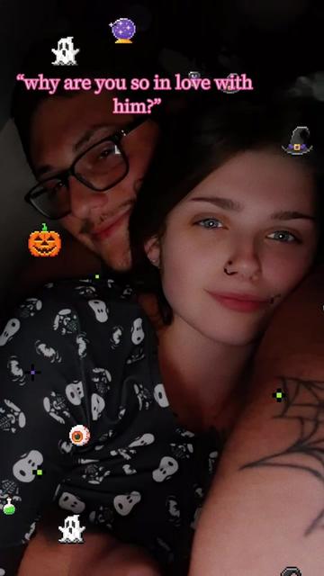 @Tay💜🖤
