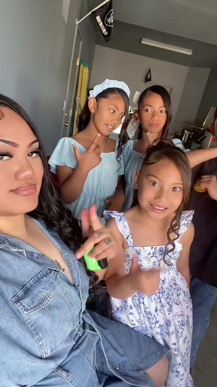 @Tina