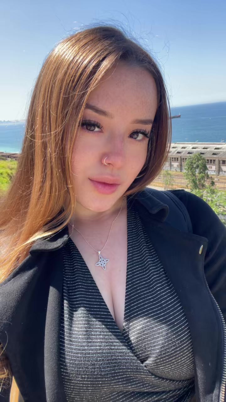 @Laura Cata
