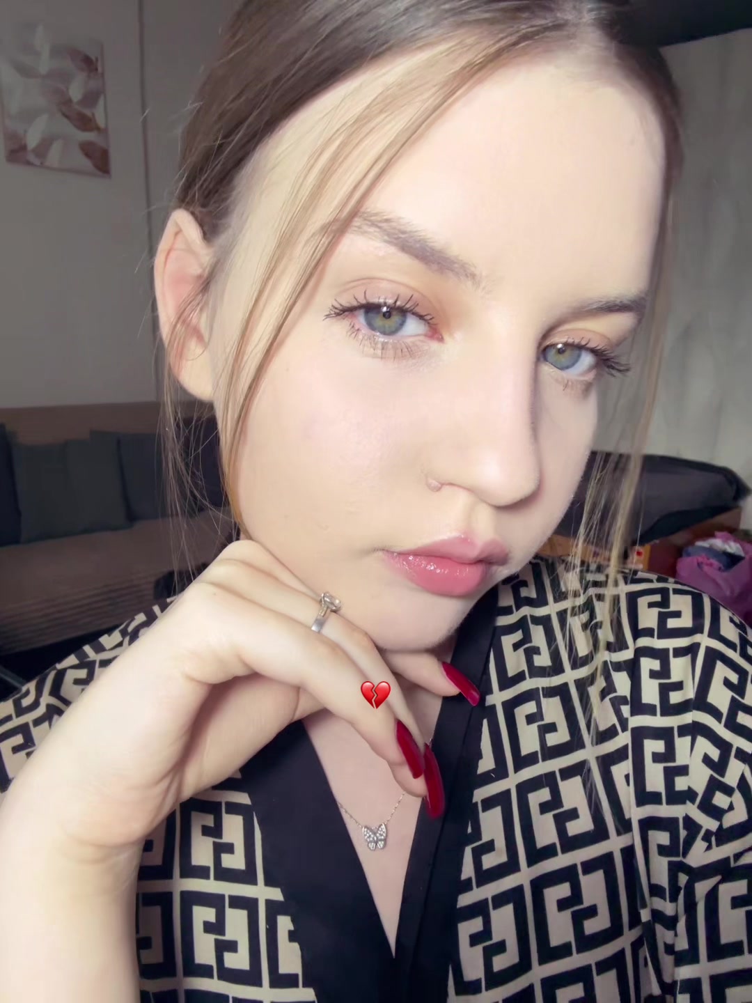 @леночка🦢