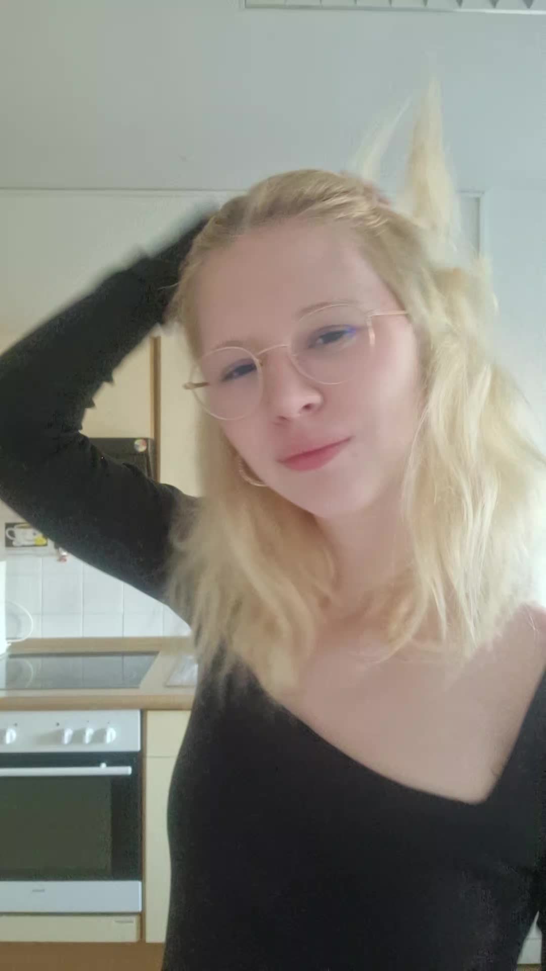 @leaslife18