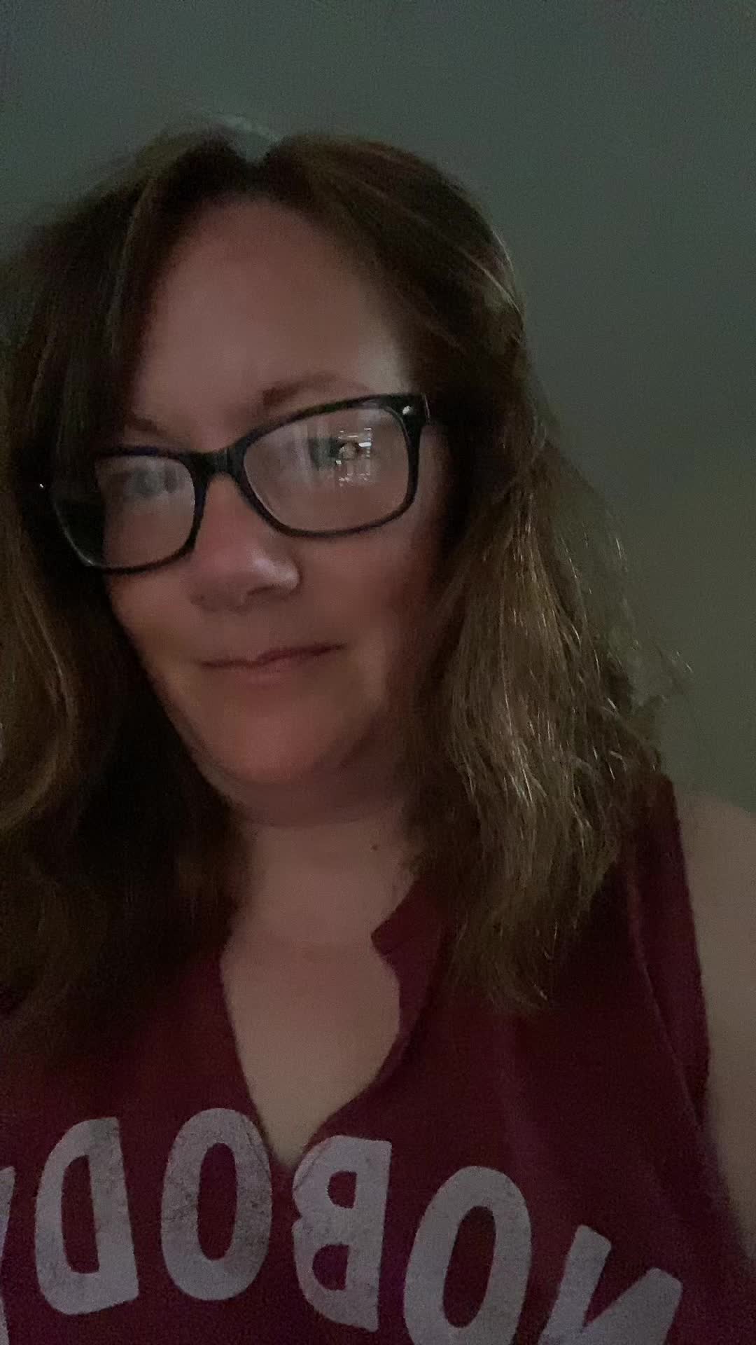 @TheGirlWithOneArm