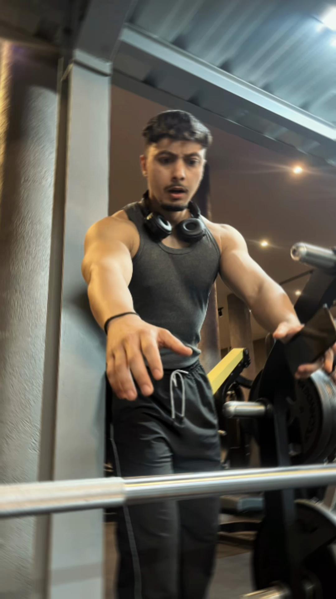 @akramclips