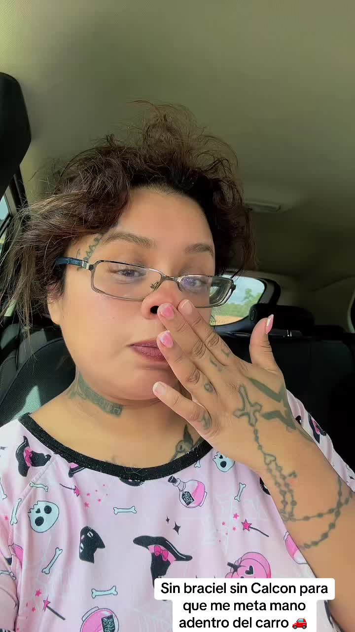 @lalalopez