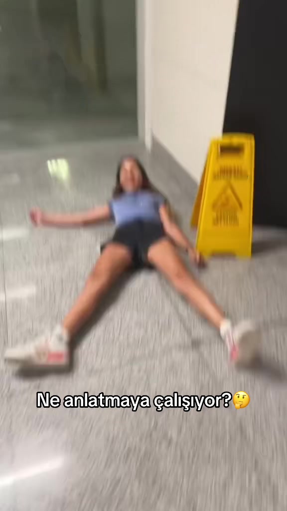 @skinyjean