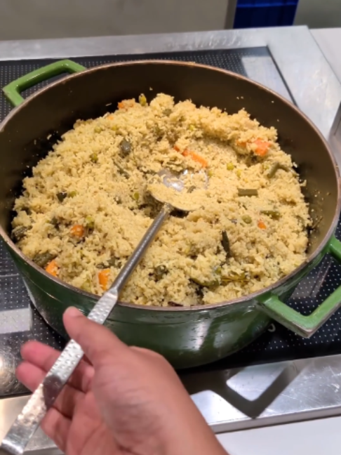 @wefoodiepk