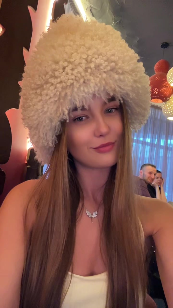 @Lerocheek