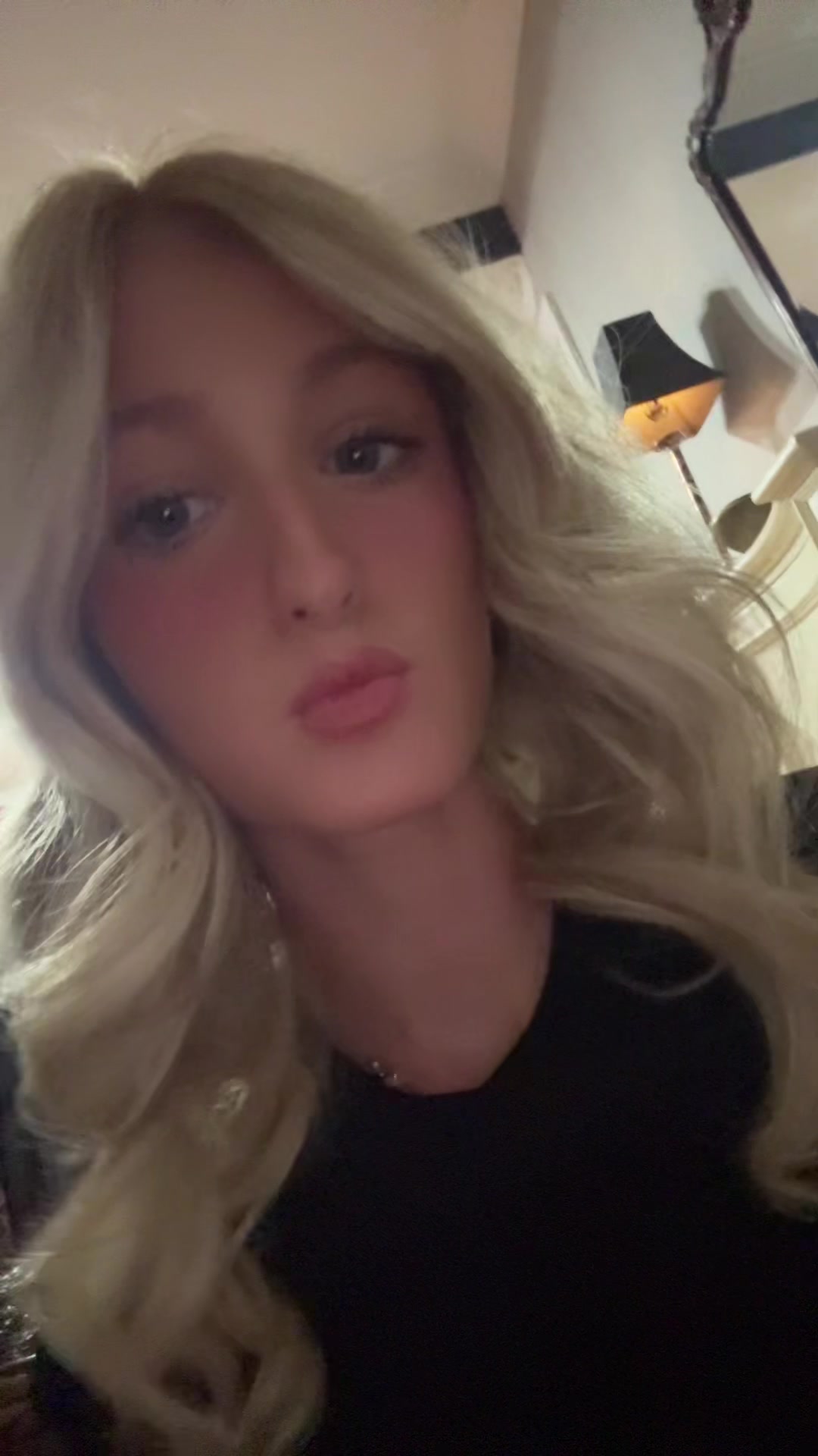 @anya